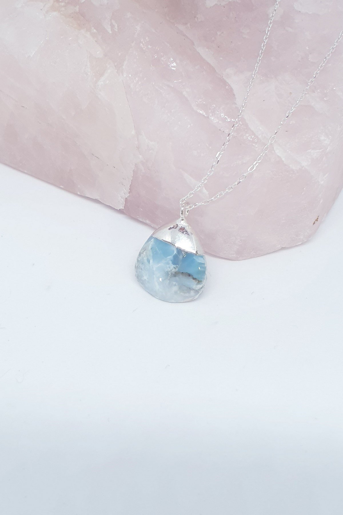 Tamburlanmış Larimar Kolye