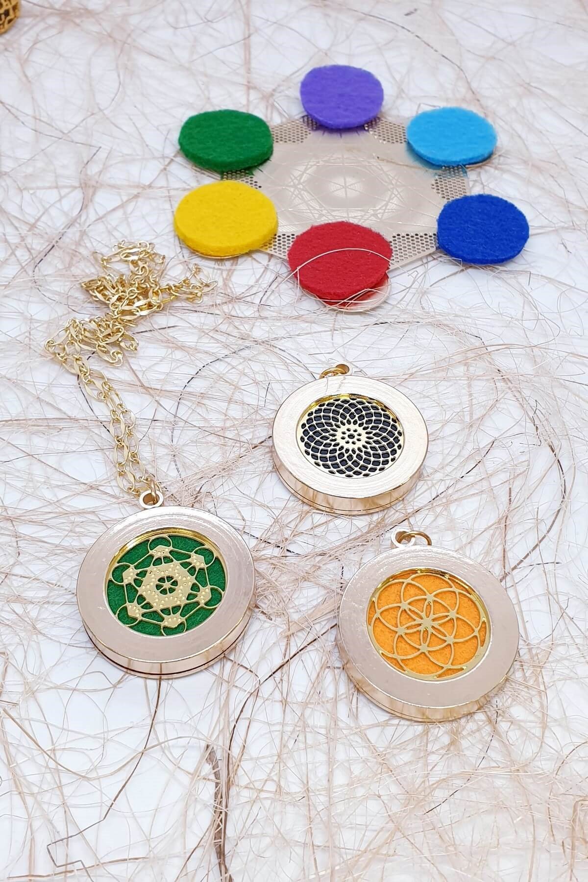 Torus ve Yaşam Çiçeği Difizör Çakra Kolyesi