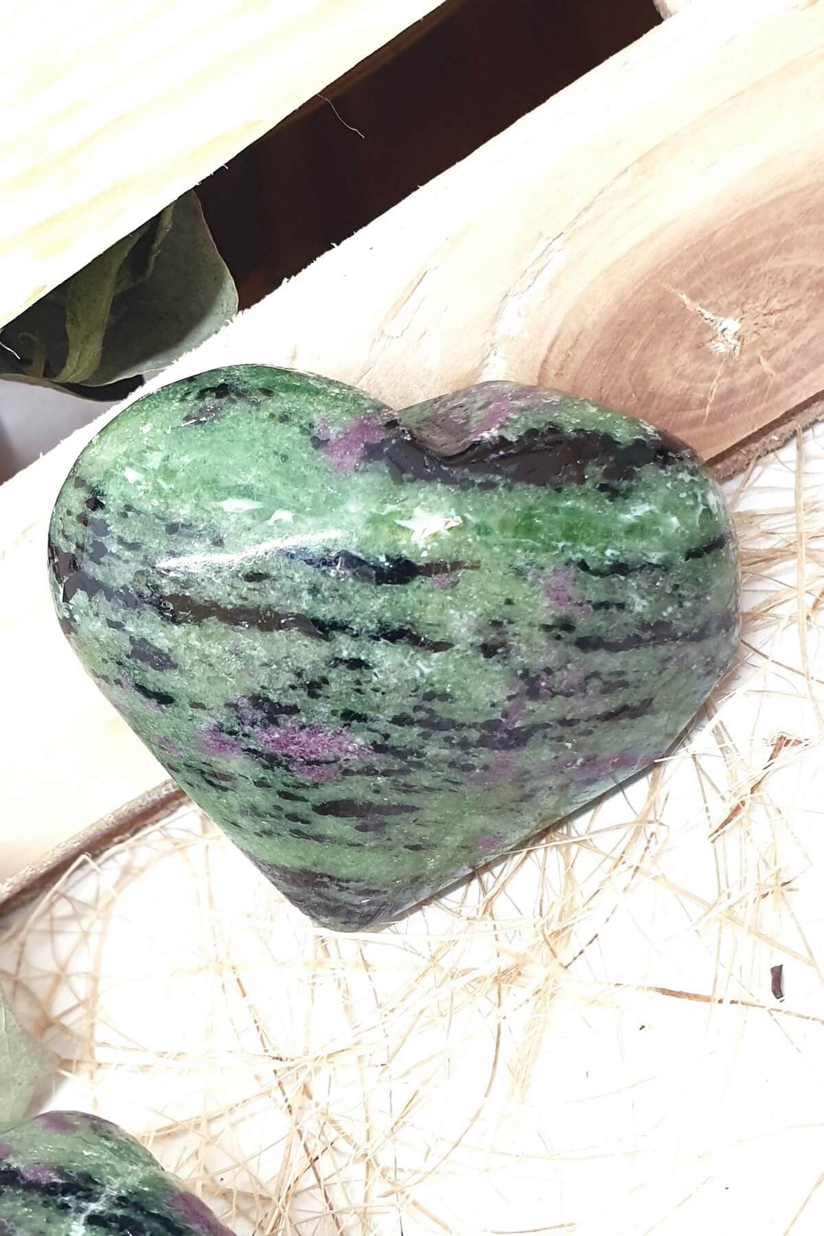 Zoosit Kalp Doğal Taş