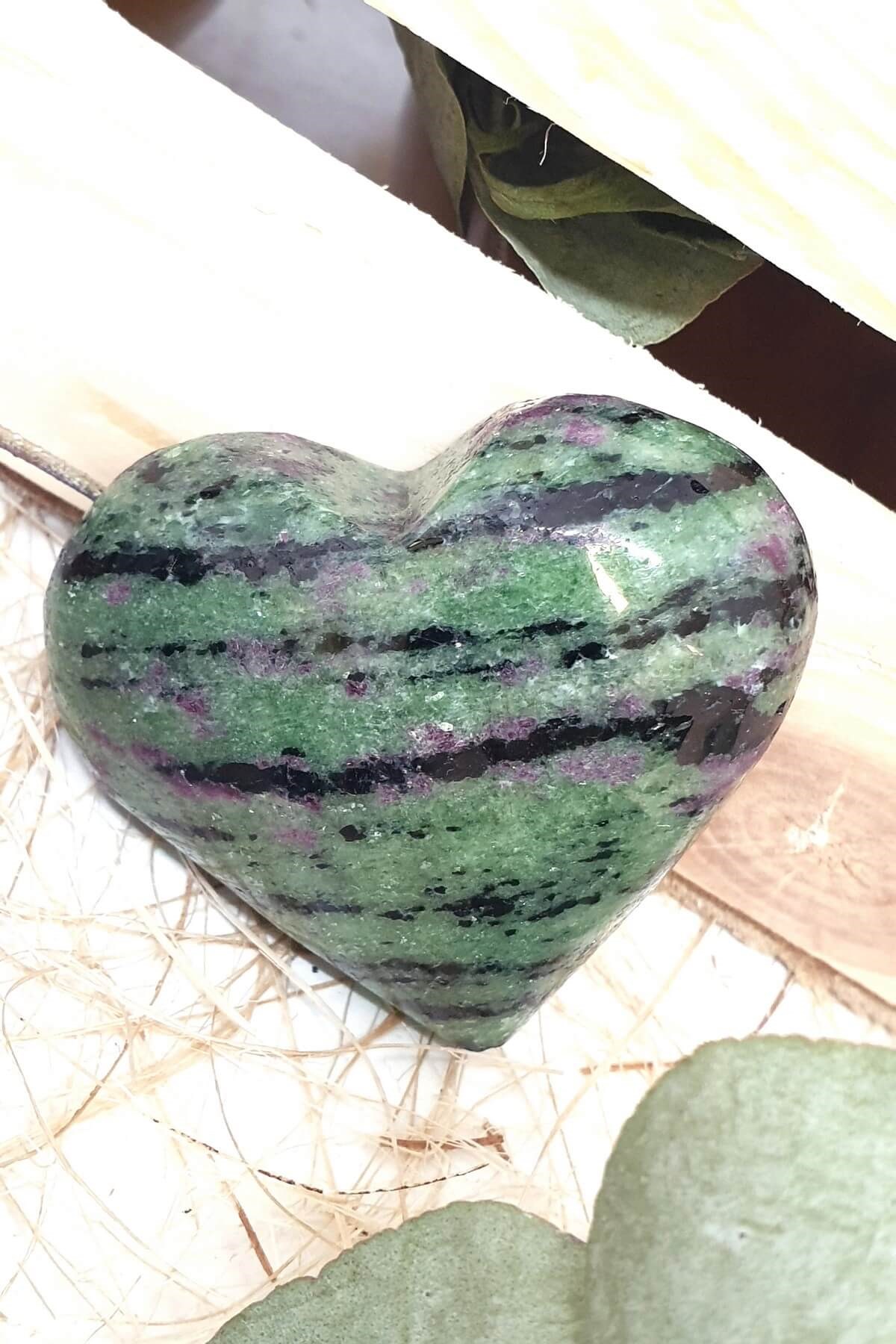 Zoosit Kalp Doğal Taş