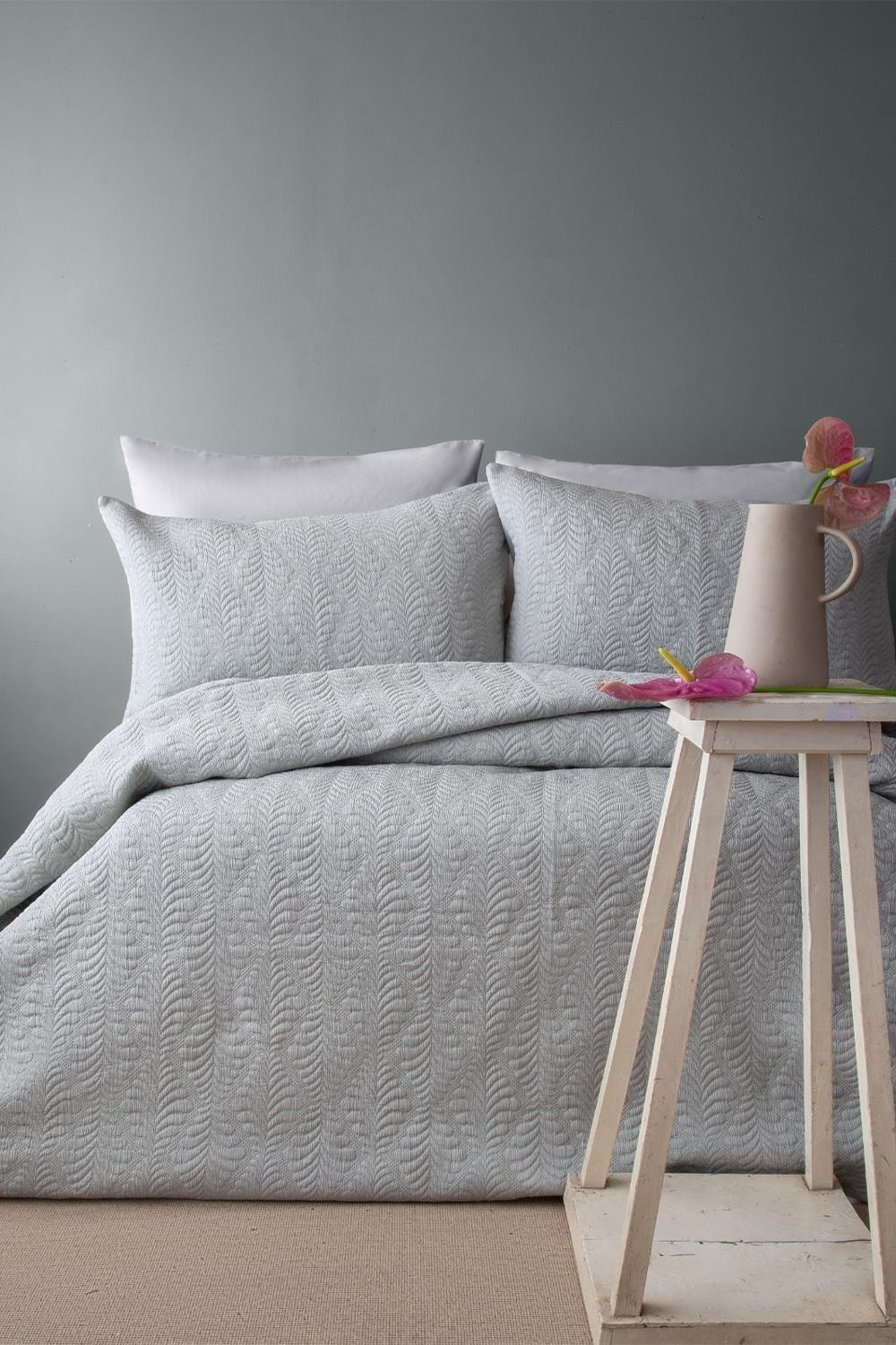 Apricitas  Bourbon Gri Tek Kişilik Yatak Örtüsü Seti