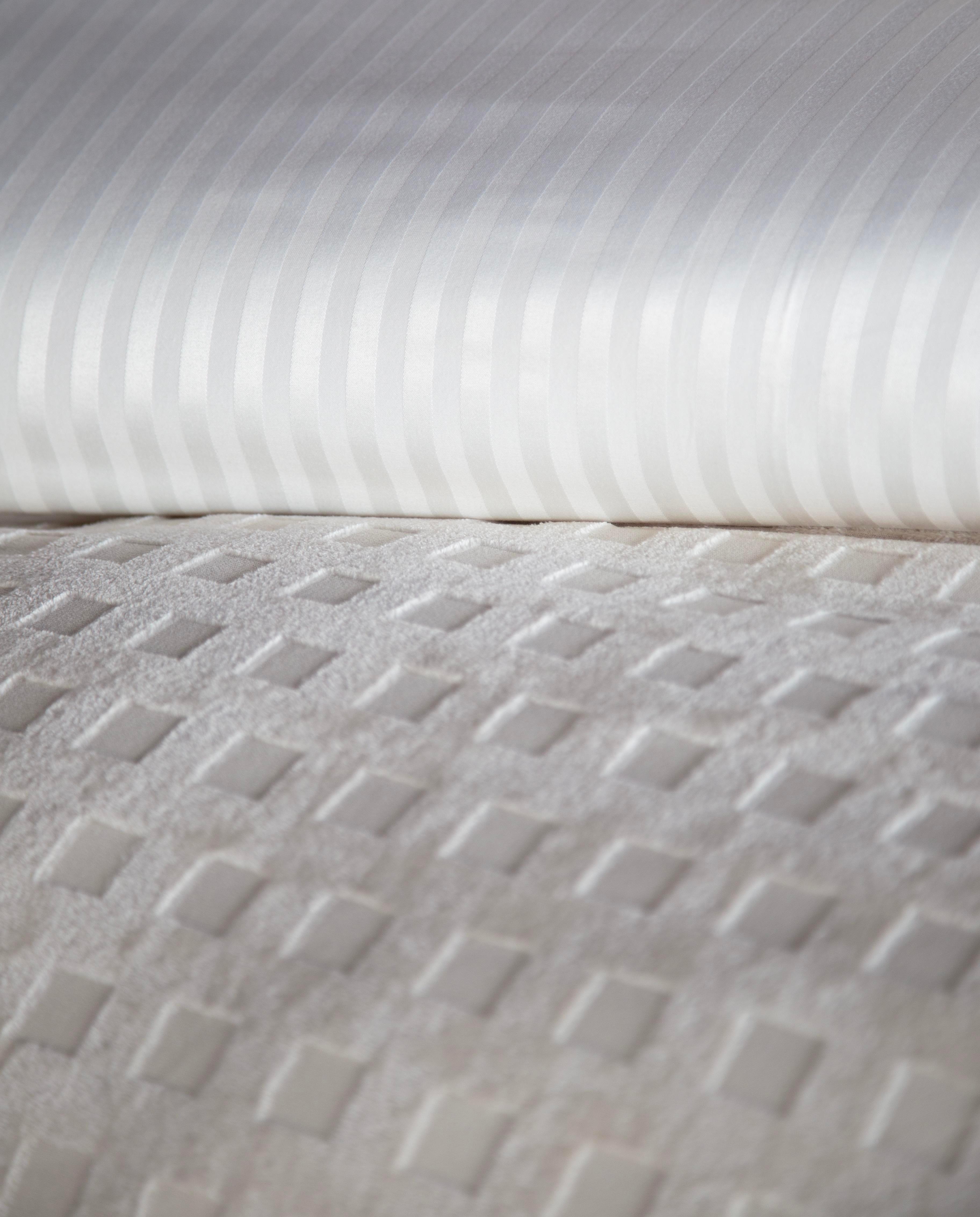 Apricitas Çift Kişilik Unıque Touch Nev Takımı Tımes Ecru