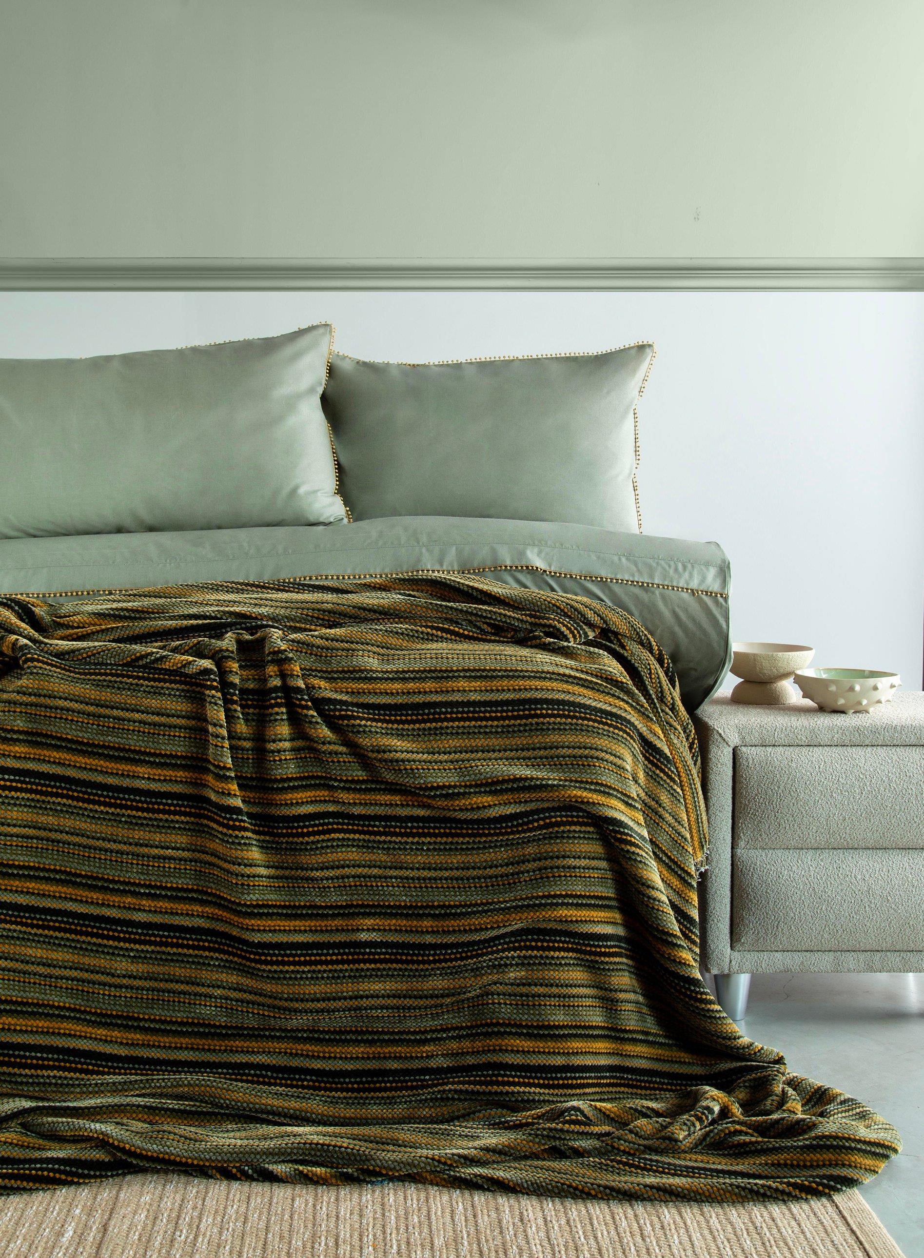 Apricitas Çift Kişilik Yatak Örtüsü Nevresim Set Lizbon Olive