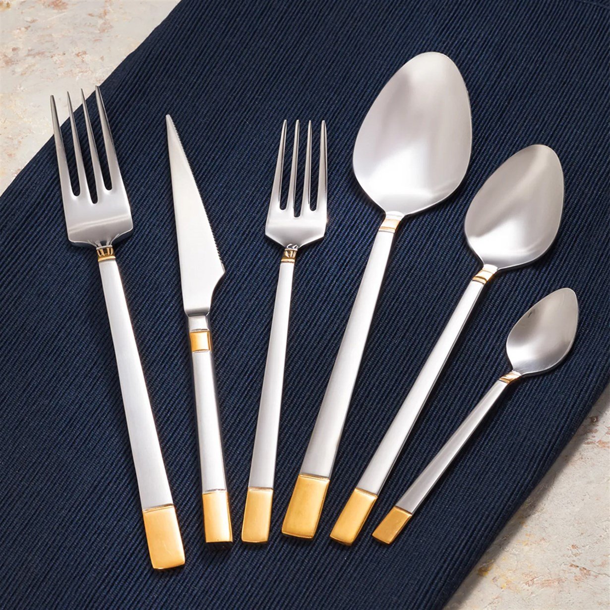 Emsan Elegance Duru Gold 84 Parça 12 Kişilik Lüks Kutulu Çatal Kaşık Bıçak Takımı