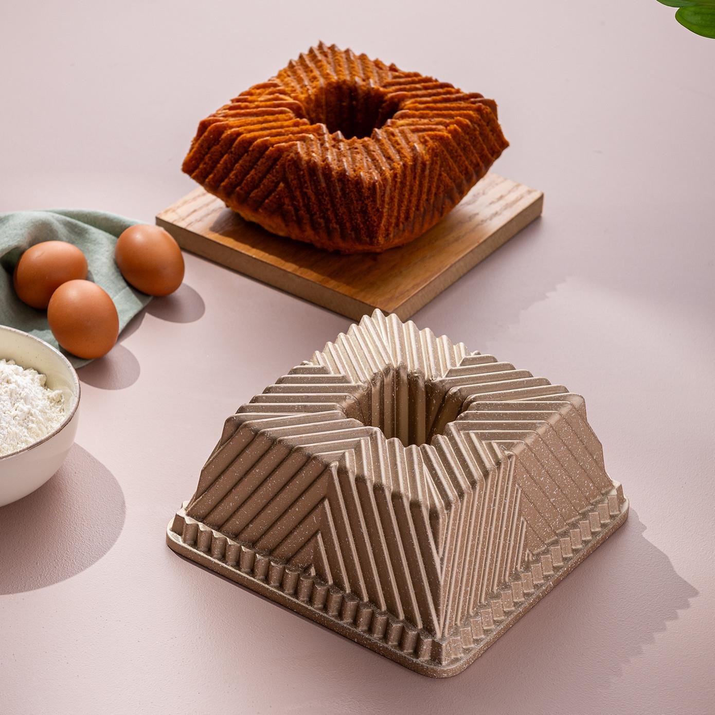 Emsan Kare Kek Kalıbı Light Gold