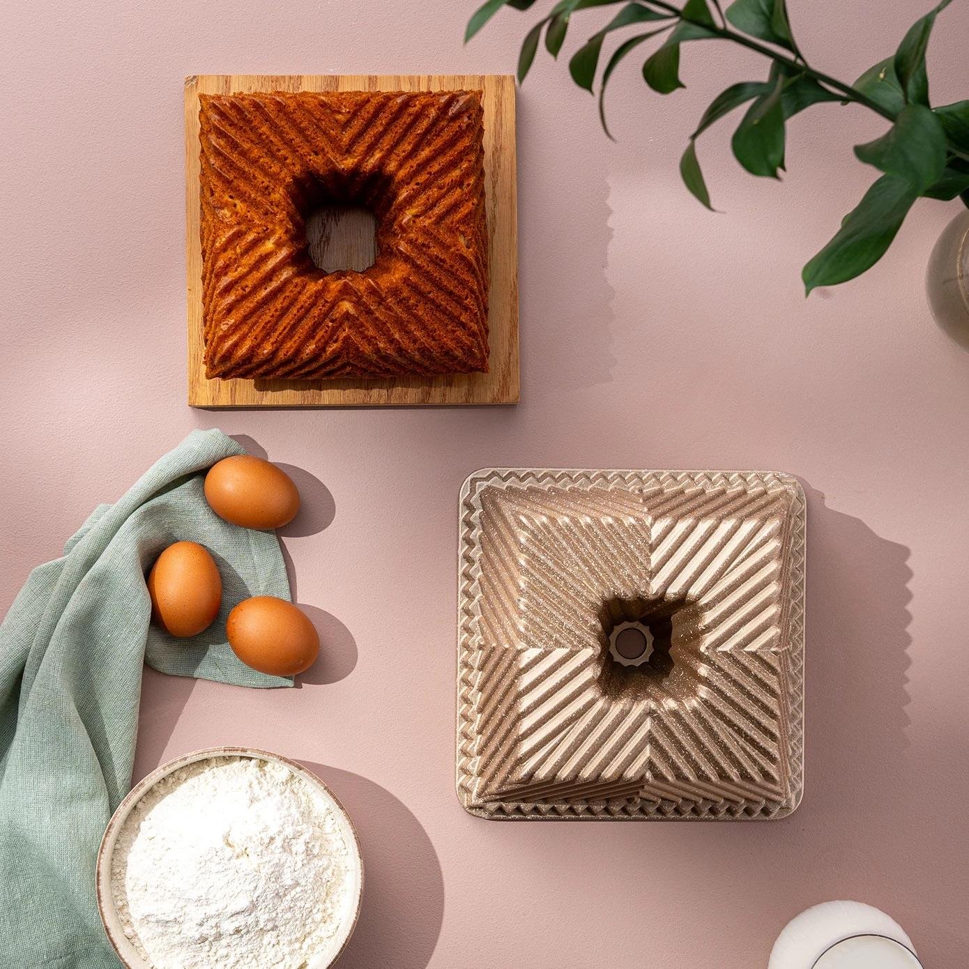 Emsan Kare Kek Kalıbı Light Gold