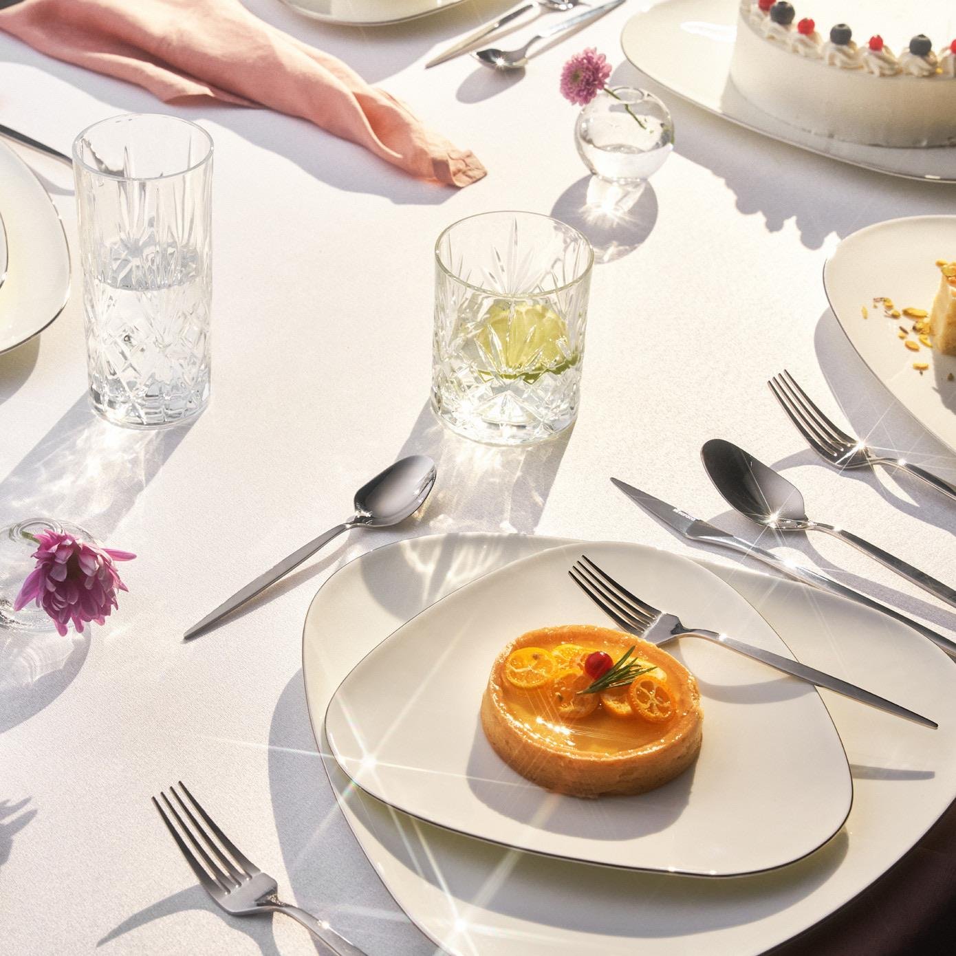 Karaca 316 Elegance Thor Platin 12 Kişilik 84 Parça Çatal Kaşık Bıçak Takımı