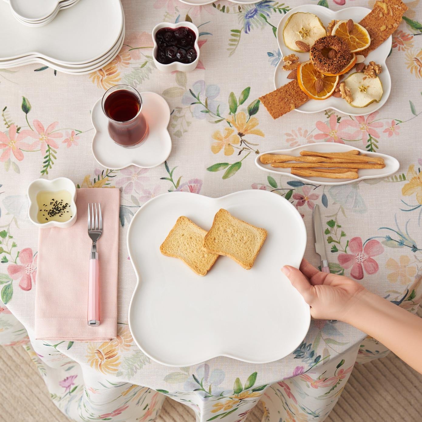 Karaca Clover 28 Parça 6 Kişilik Kahvaltı Takımı