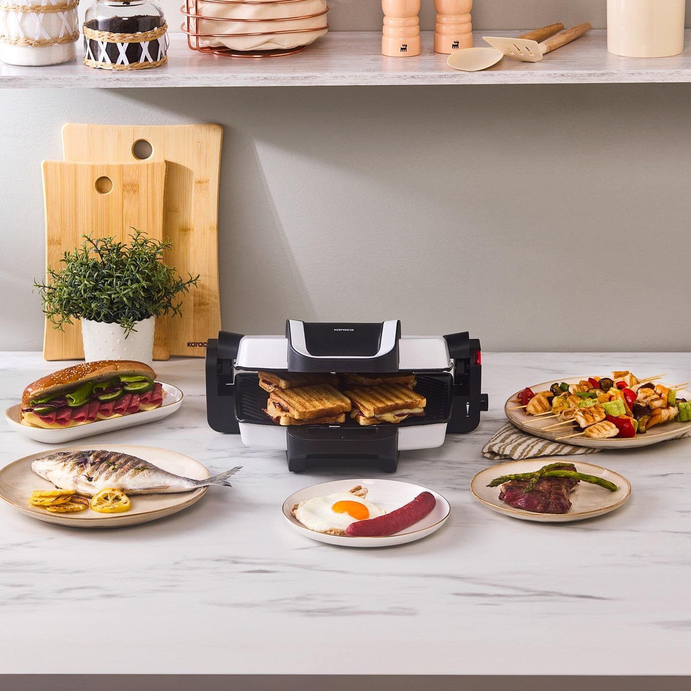 Karaca Future Tost Makinesi Pearl White 4 Dilim Kapasiteli