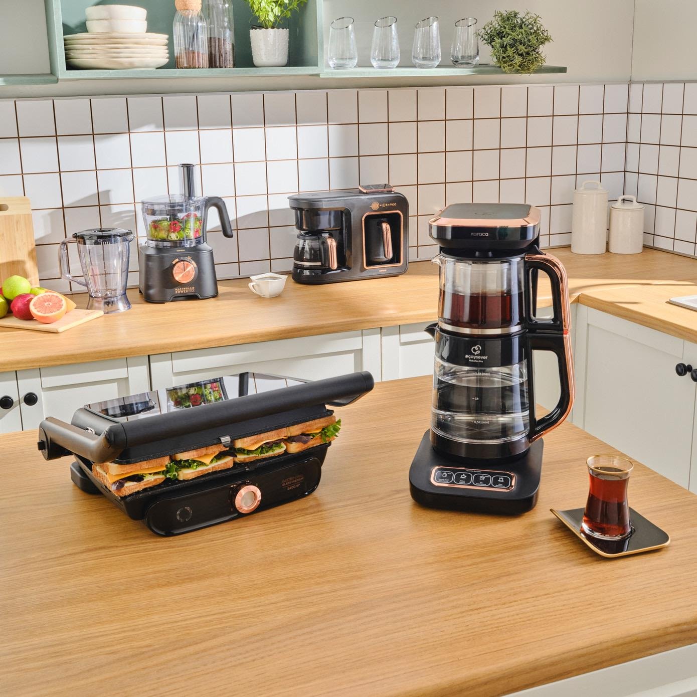 Karaca Gurme Luxury 2.0 Elektrikli Evlilik Paketi Tost, Kahve, Çay Makinesi ve Mutfak Robotu Black Copper