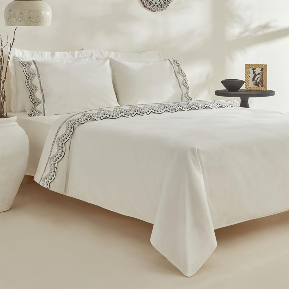 Karaca Home Orvel Çift Kişilik Nakışlı Nevresim Takımı Beyaz