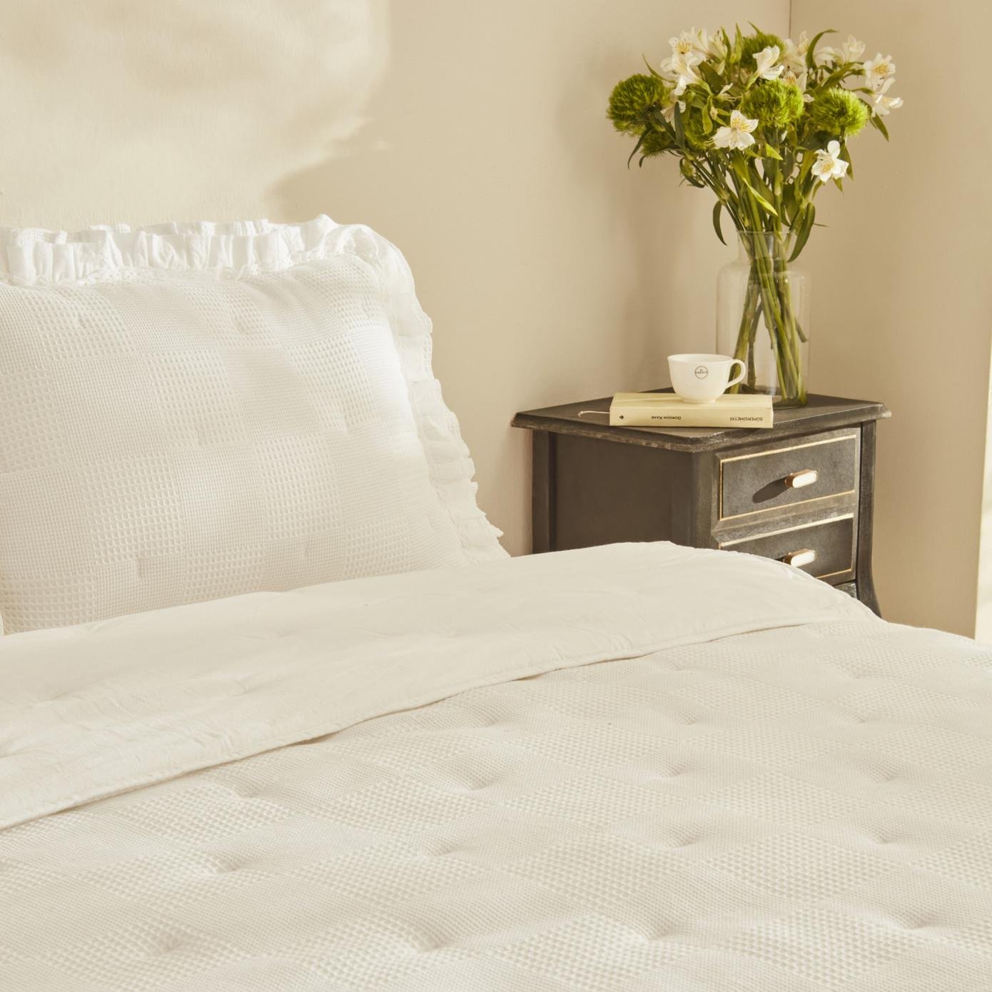 Karaca Home White Collection Perios  Çİft Kişilik Spring Comforti Fırfırlı Beyaz