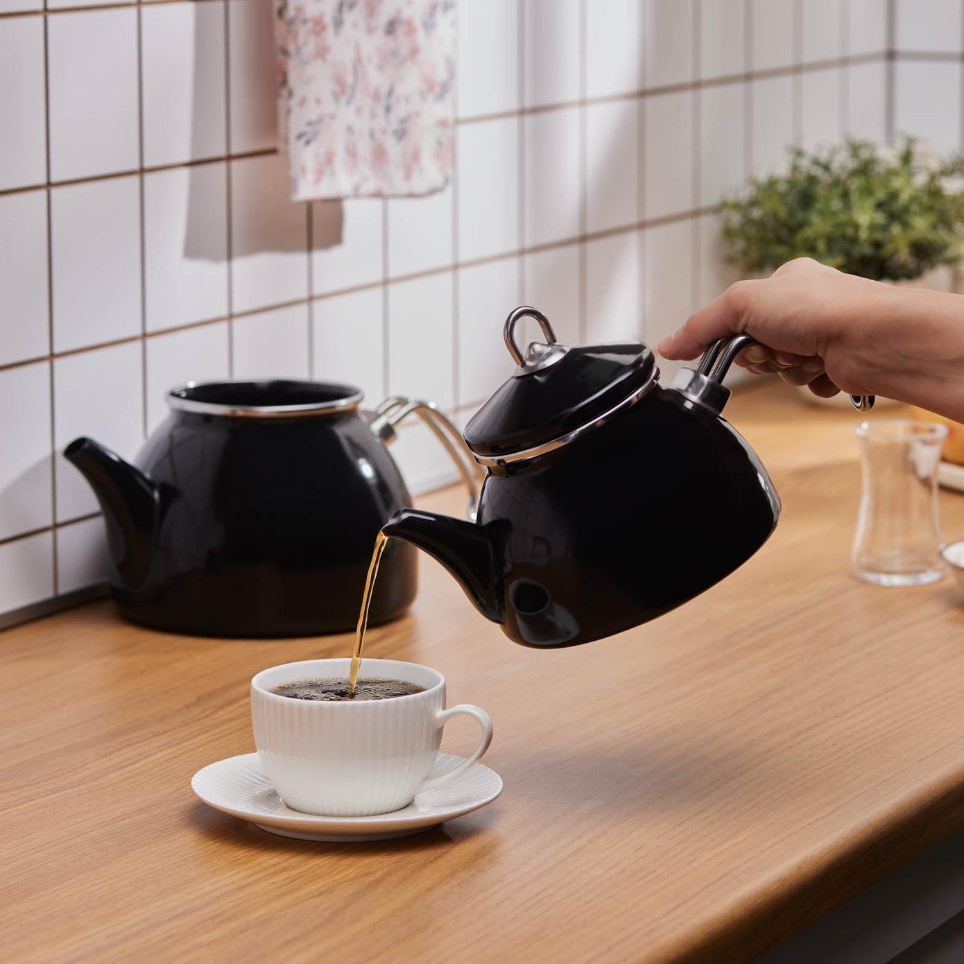 Karaca Loreto İndüksiyon Tabanlı Emaye Çaydanlık Takımı Siyah