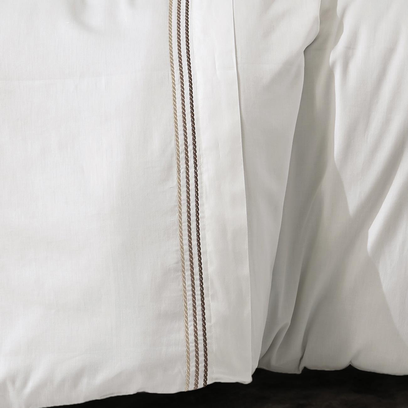 Nazik Trend Nakışlı Pamuk Saten Çift Kişilik Nevresim Takımı