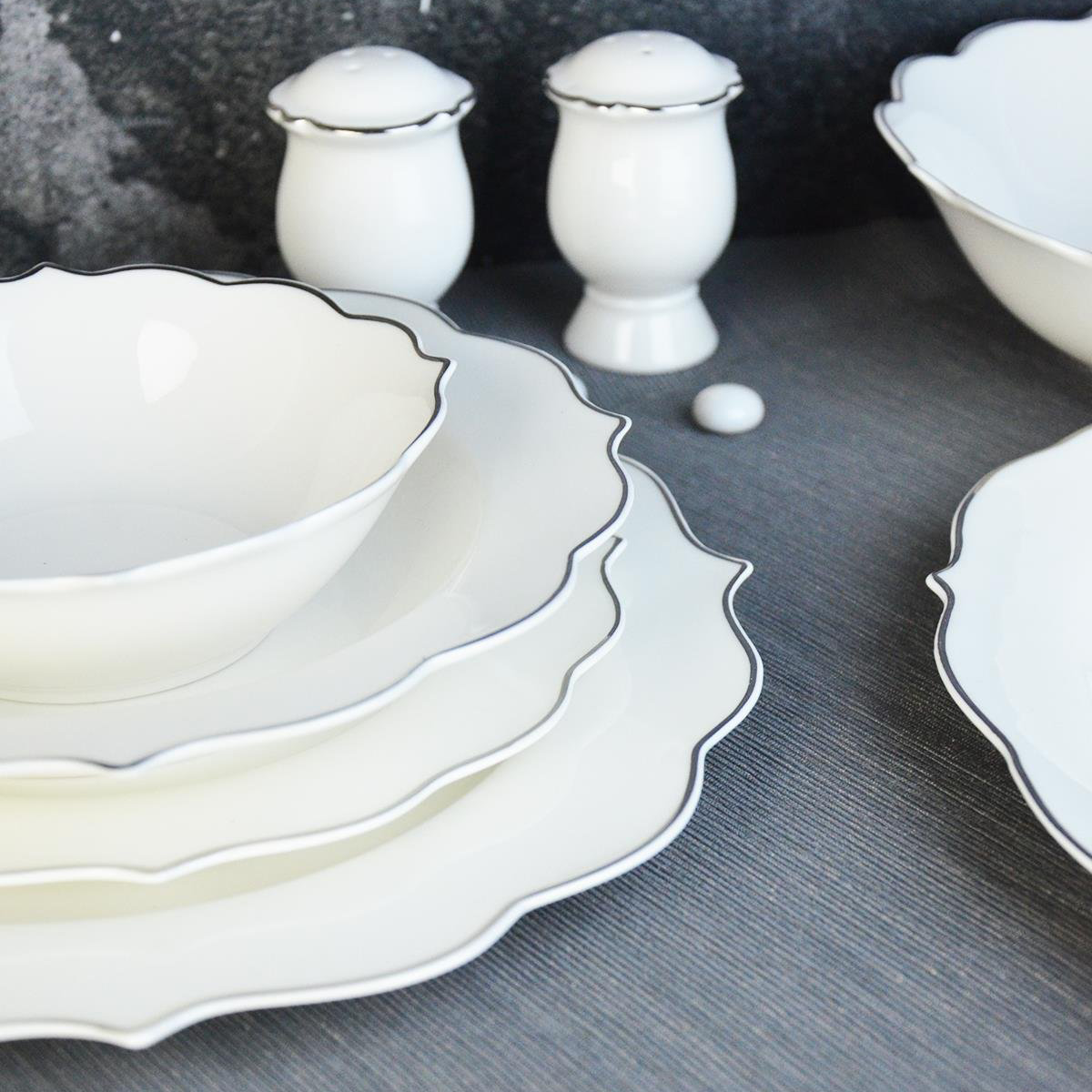 Paçi Flora Bone China 29 Parça 6 Kişilik Yemek Takımı 101827