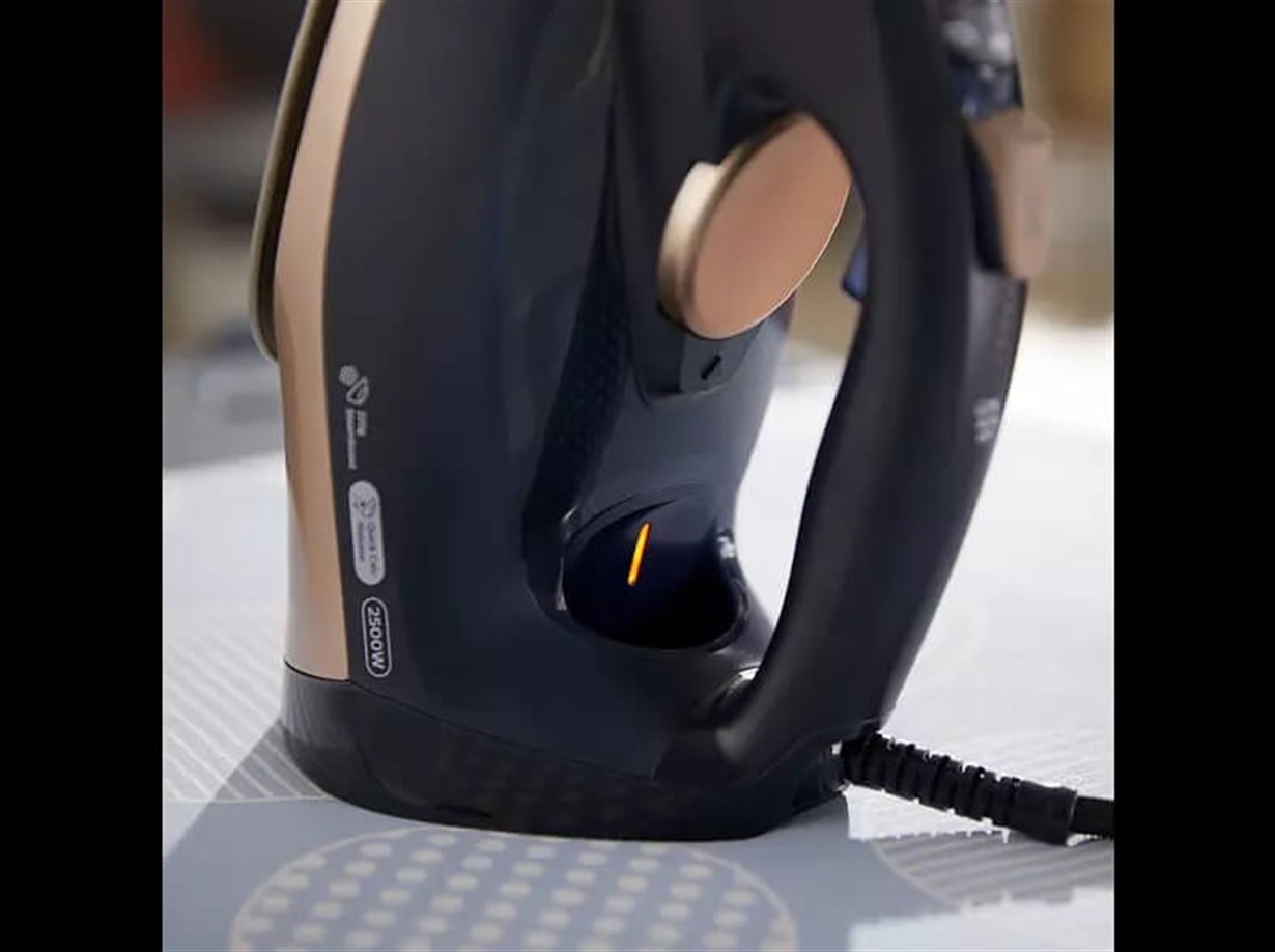 Philips Azur GC4909 Buharlı Ütü Yeni