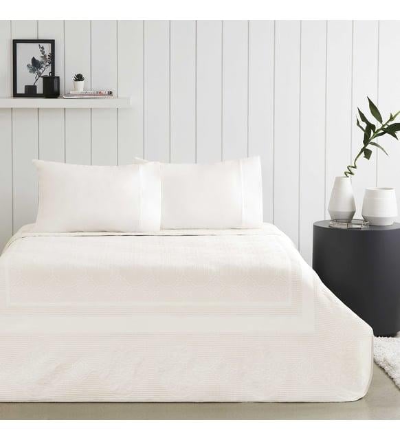 Taç Jakar Brenda Çift Kişilik Pike Takımı Ekru