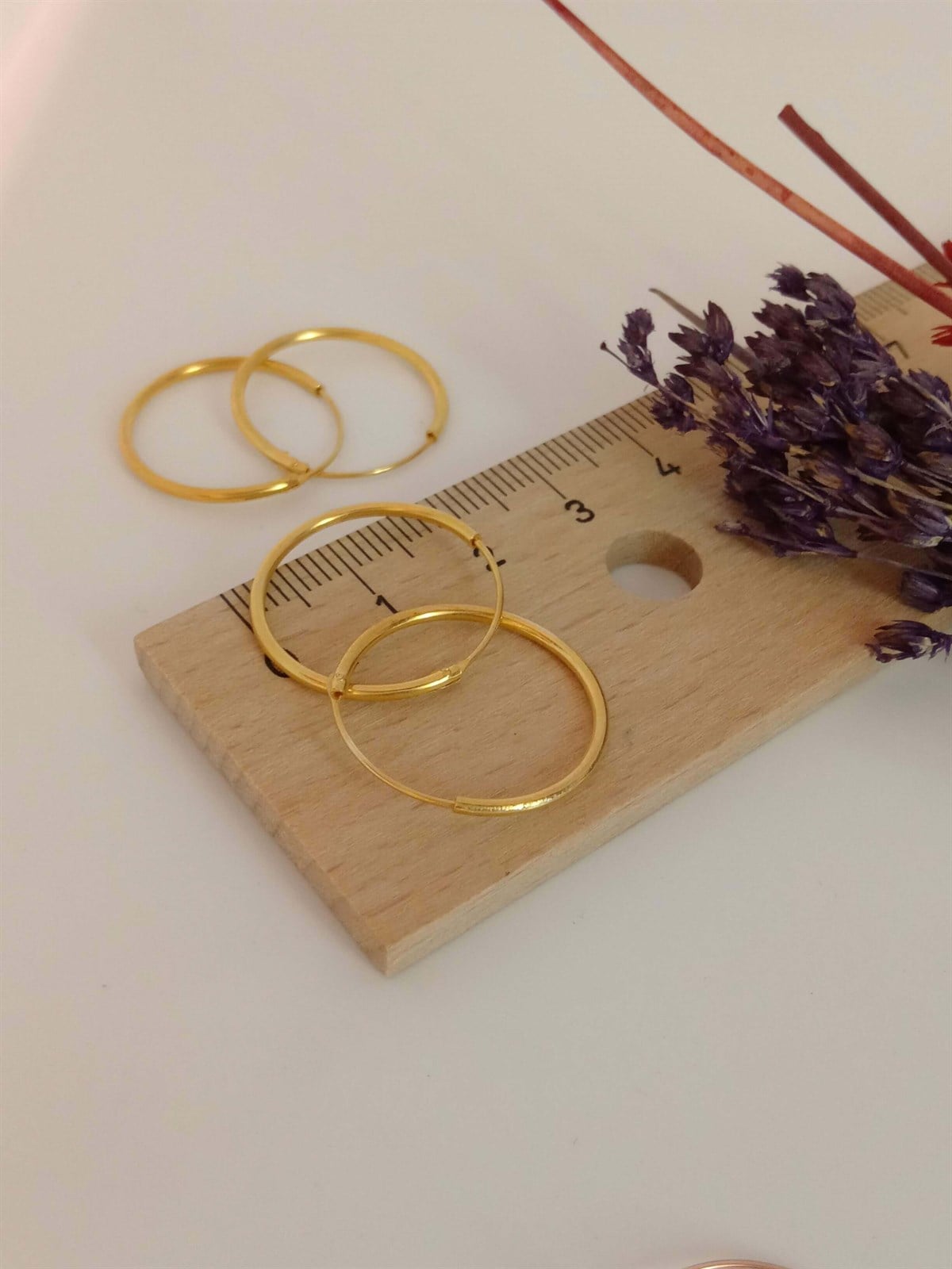 İnce Halka Küpe Çap:2cm ( Tek / Çift )