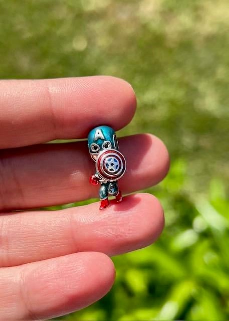 Kaptan Amerika Charm 