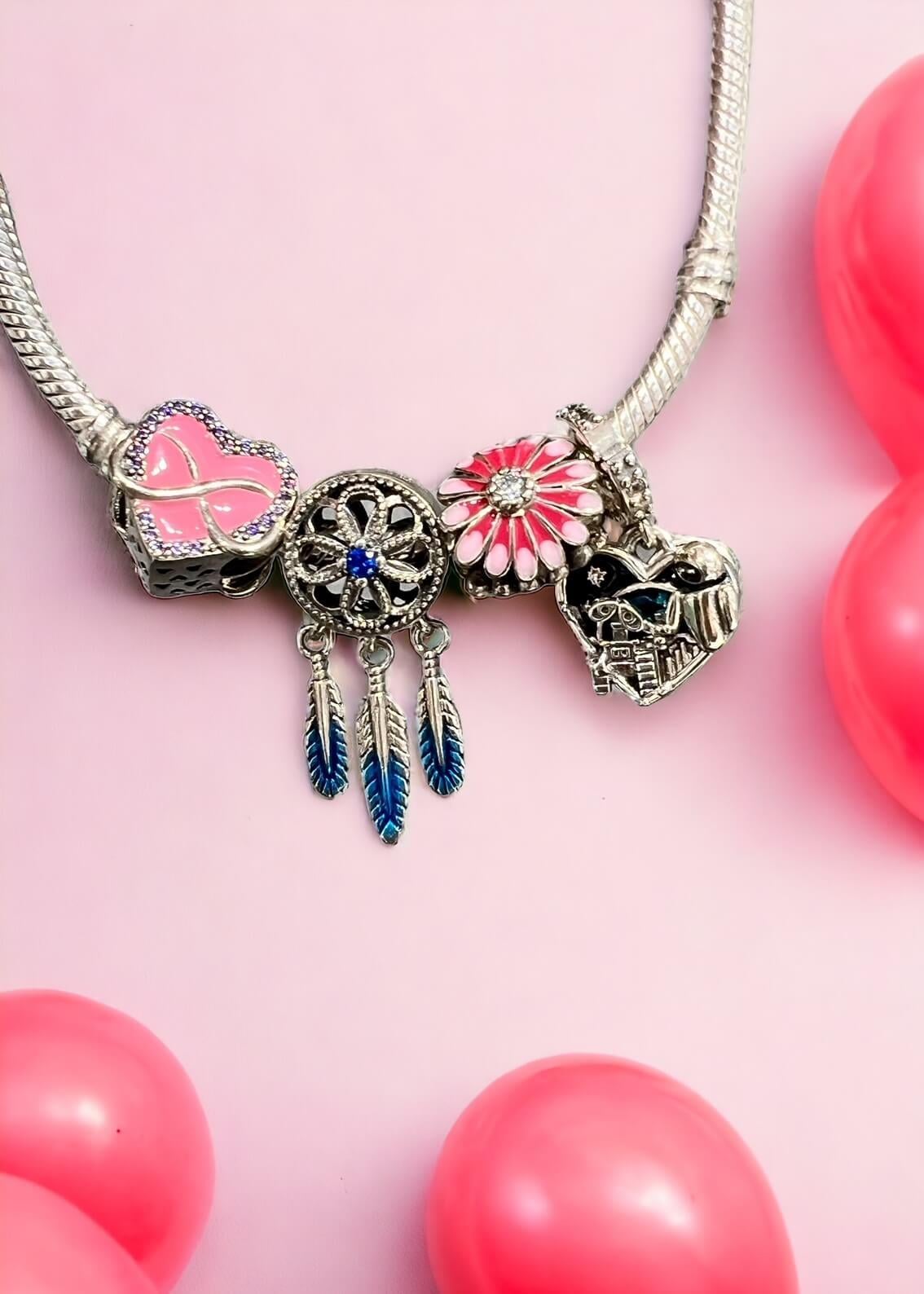 Kırmızı Çiçek Charm