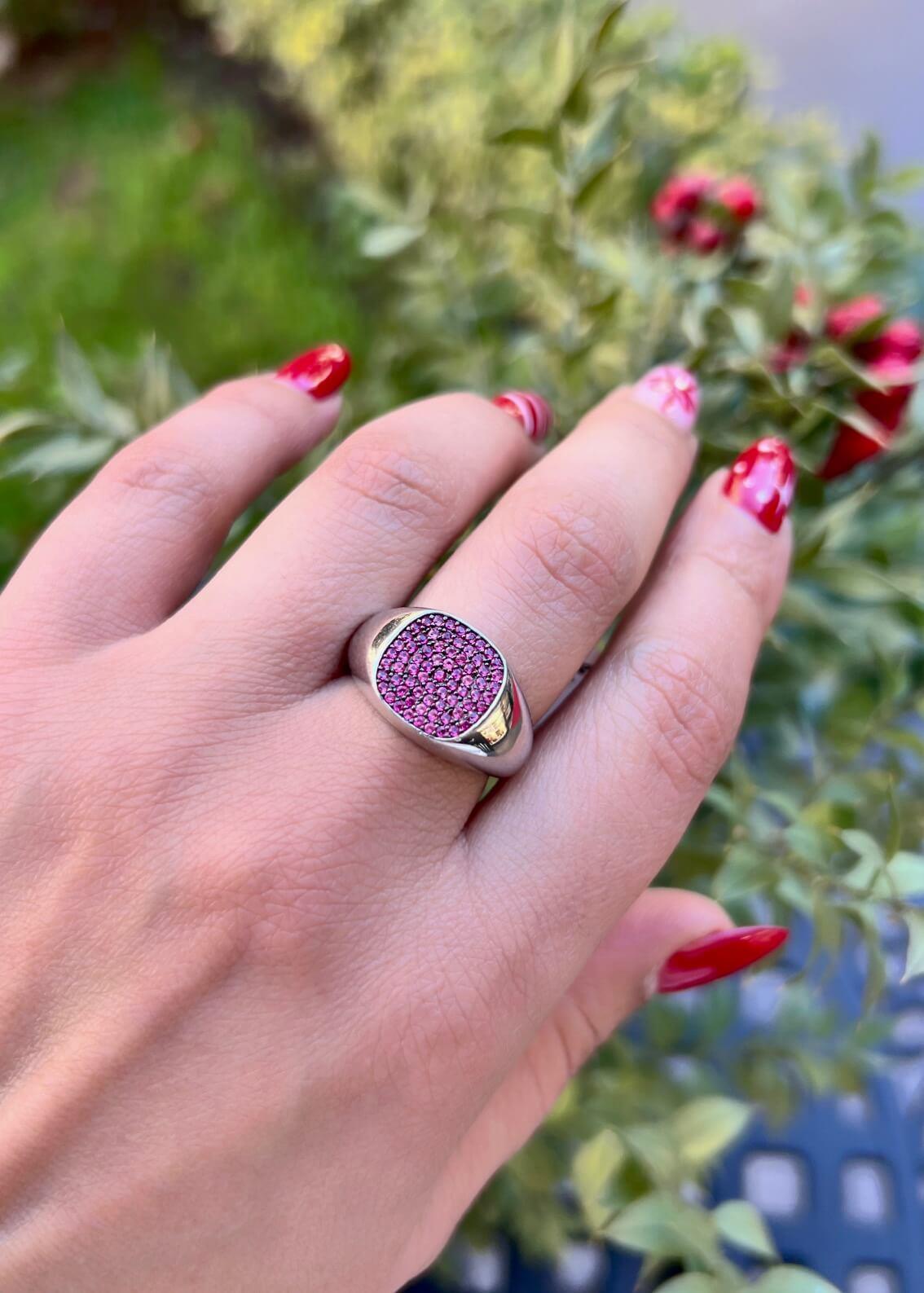 Pembe Taşlı Yüzük