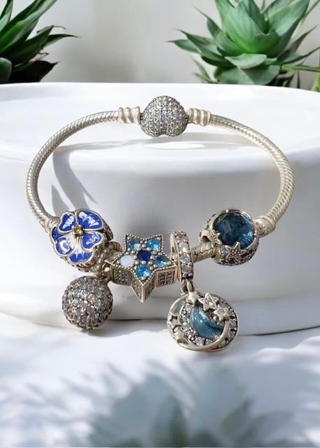 Mavi Taşlı Küre Charm