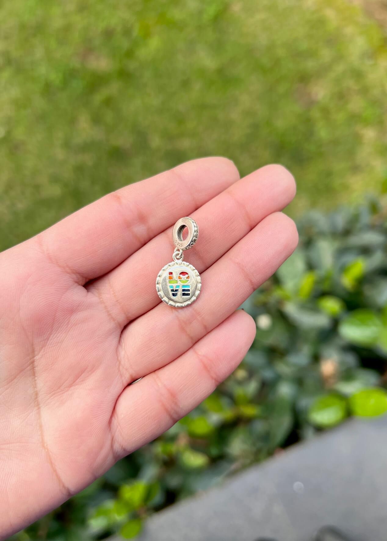 Mickey Figürlü Love Charm