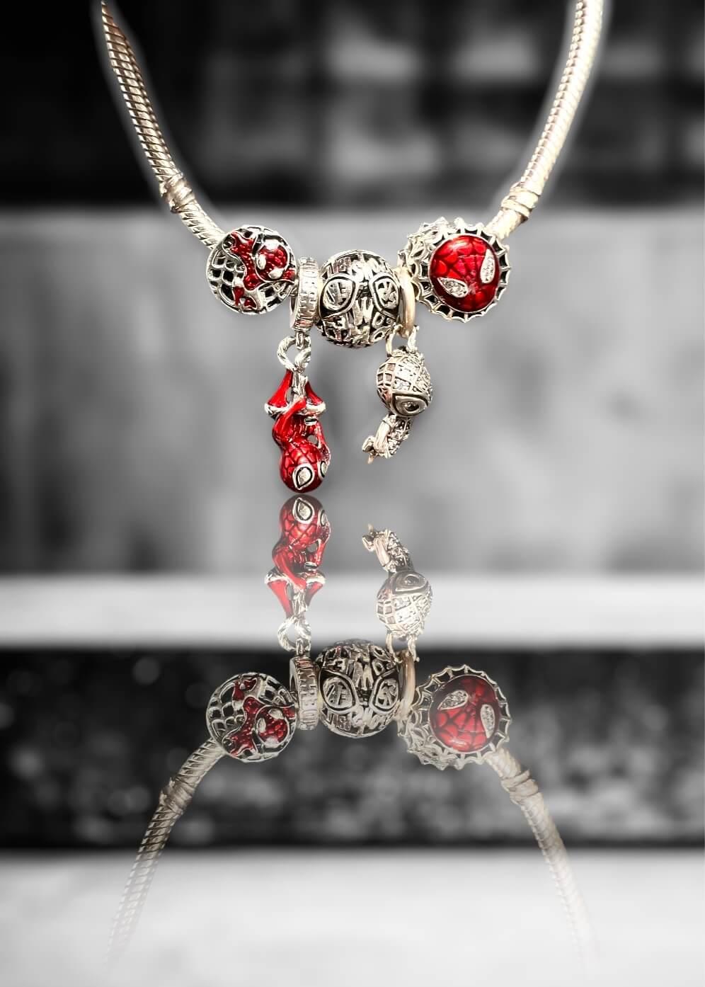 Örümcek Adam Charm