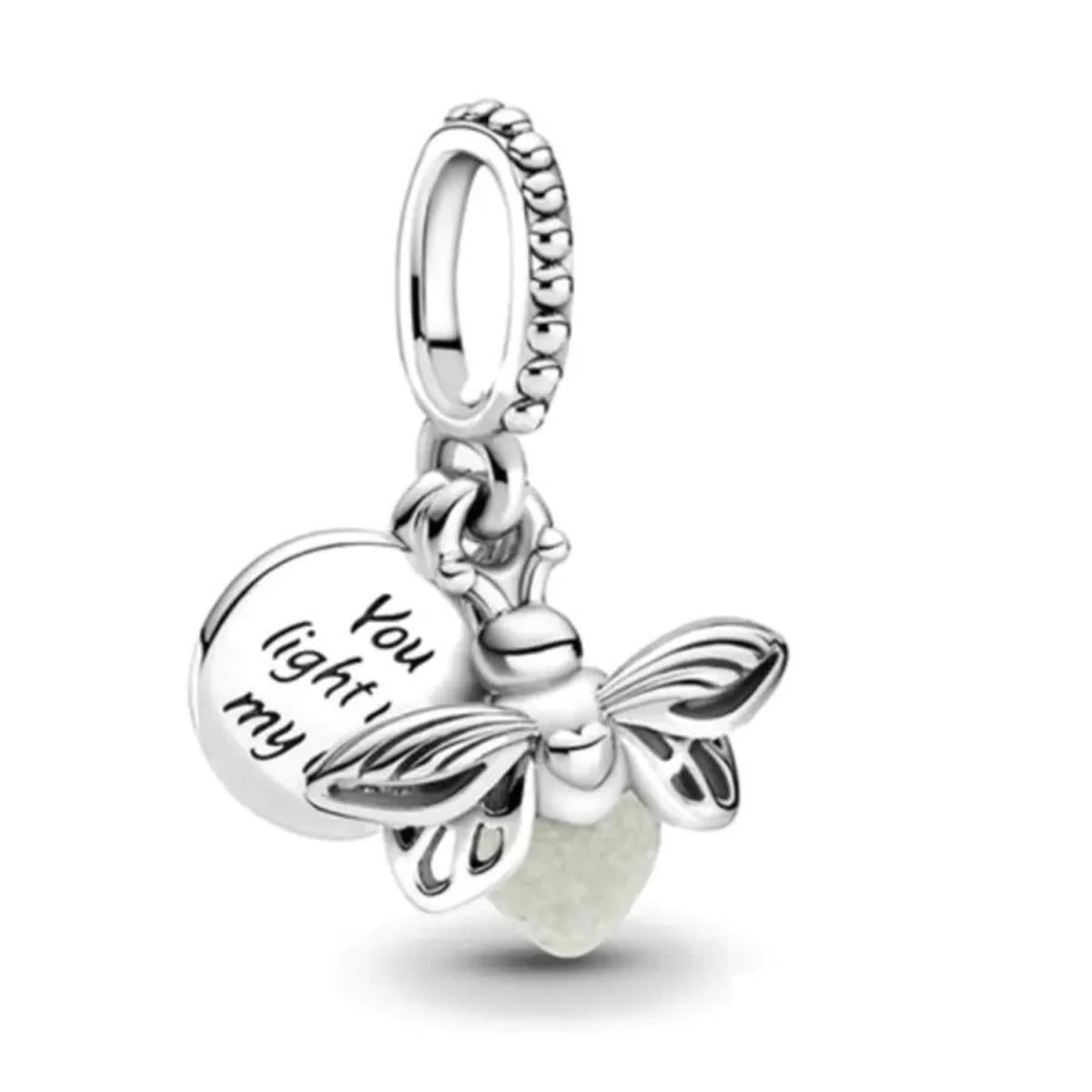 Sallantılı Arı Charm