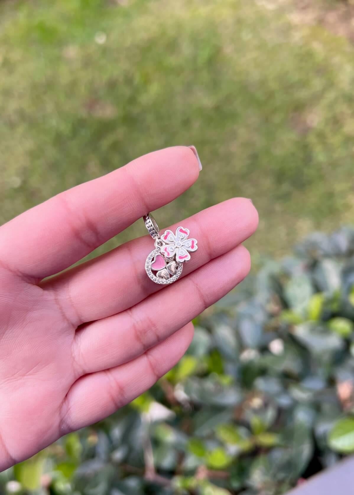 Yonca Çiçek Şans Charm