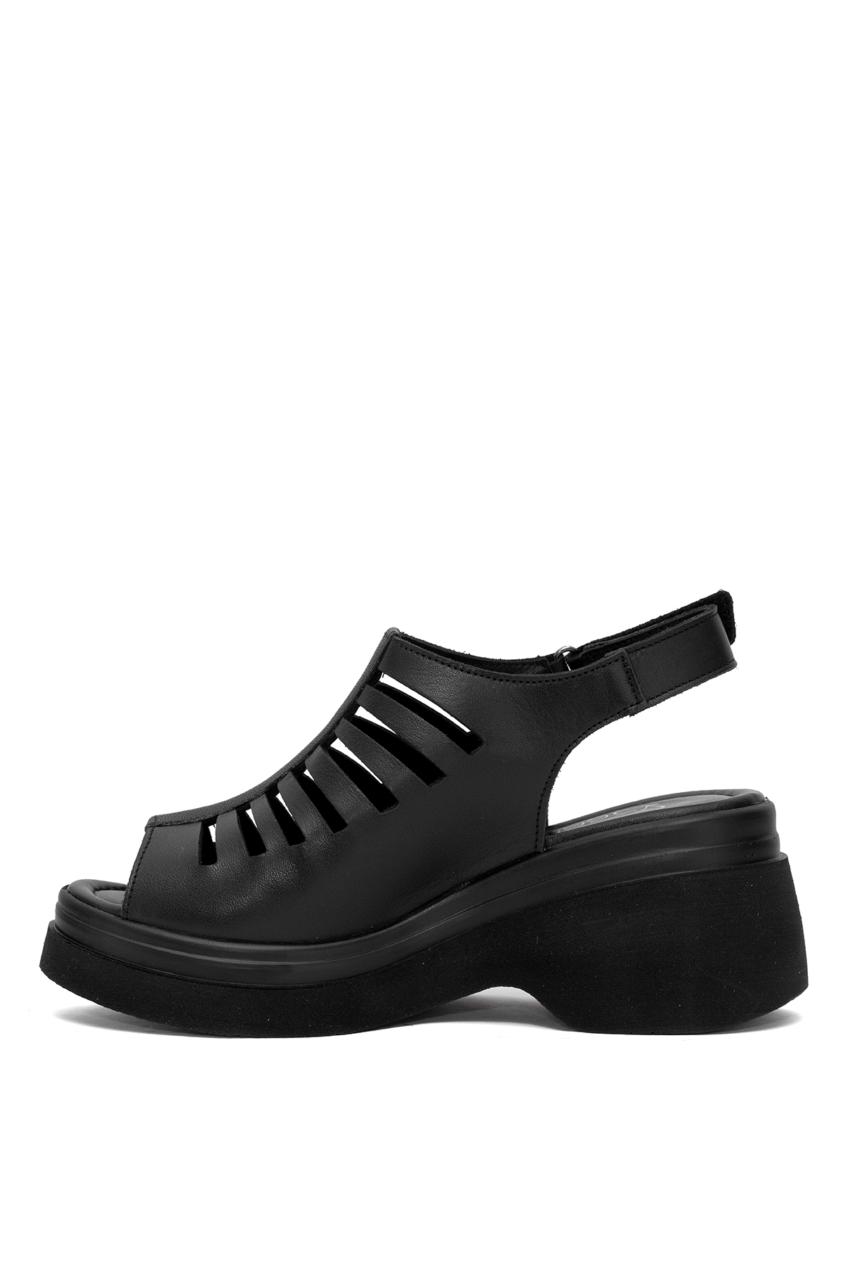 Beety 25BY229.6410 Kadın Dolgu Topuk Sandalet Siyah