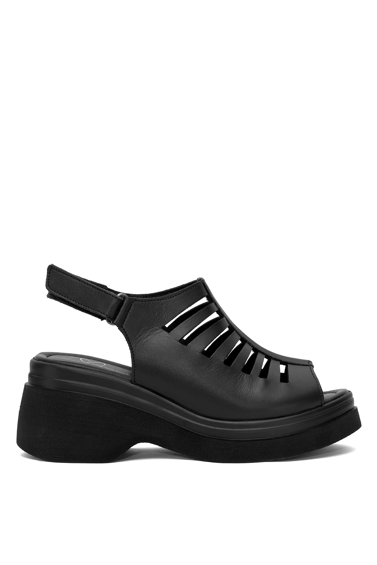 Beety 25BY229.6410 Kadın Dolgu Topuk Sandalet Siyah