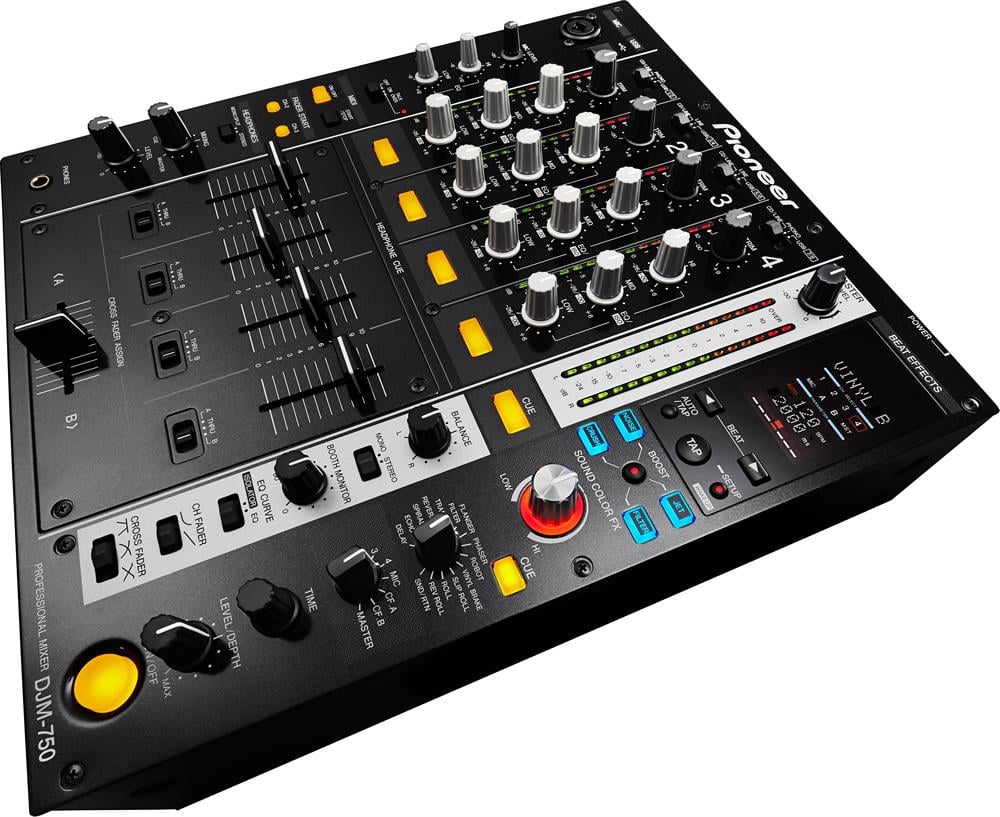 Pioneer DJ DJM 750 4 Kanal Ses Kartlı Dj Mikser
