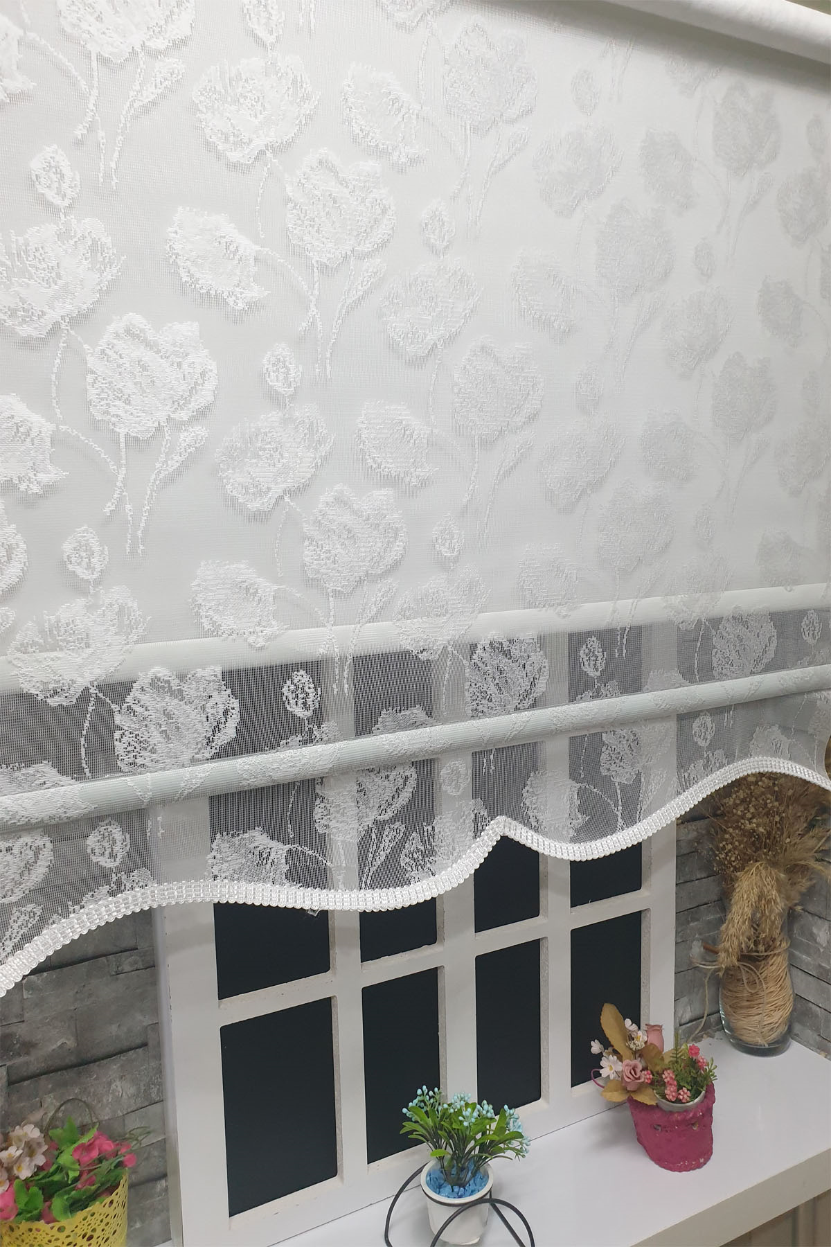 Çift Sistem Beyaz Tül & Ekru Stor Perde STB1093StorBuradaStorBurada Çift Mekanizmalı Modern  Beyaz Tül & Ekru Stor Perde STB1093
