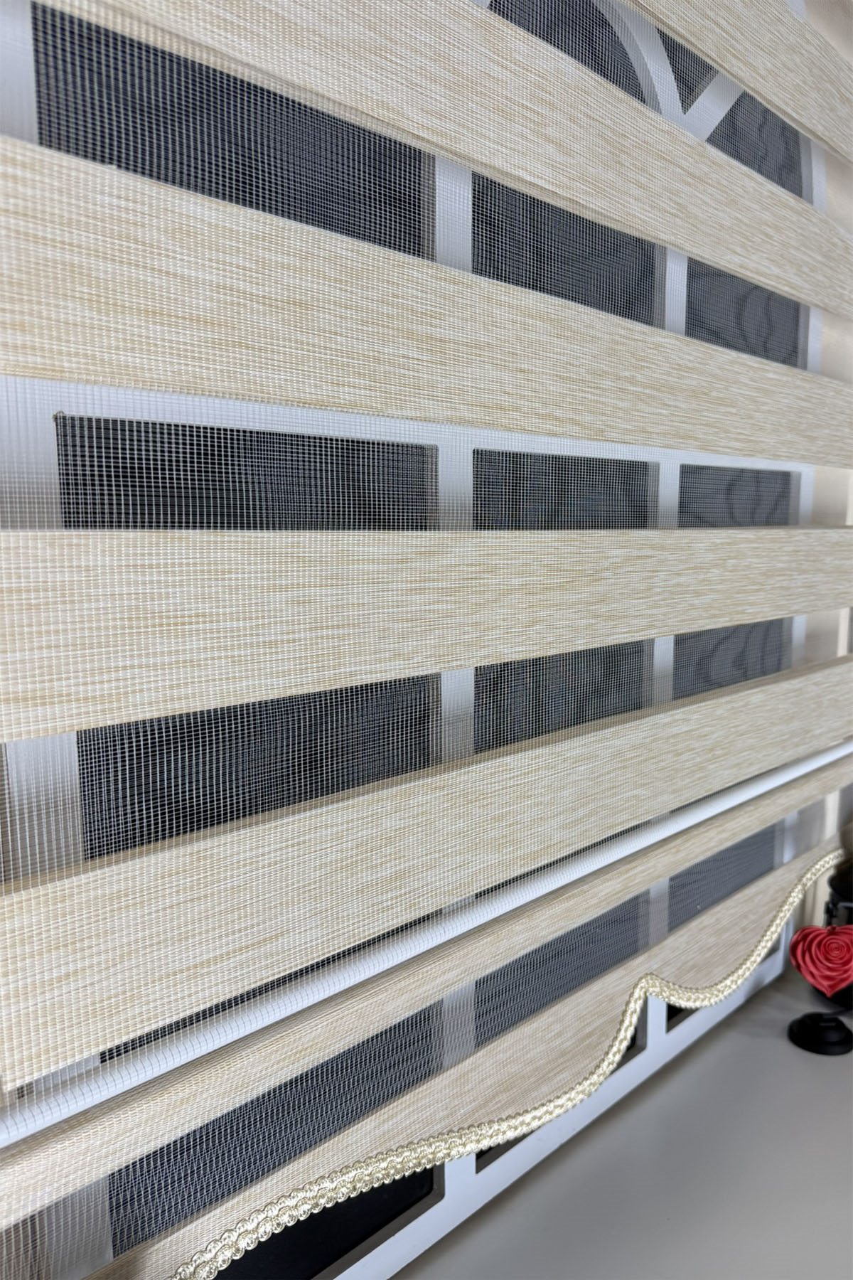 Zebra PerdelerStorBuradaStorBurada Zebra Stor Perde Sütlü Kahve Etek Dilimli Z-STB400V03
