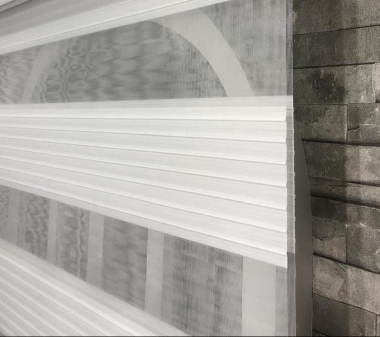 TİCİMAXStorBuradaPliseli Stor Zebra  Sert Plastik Kasalı Beyaz Perde  STB480-PD