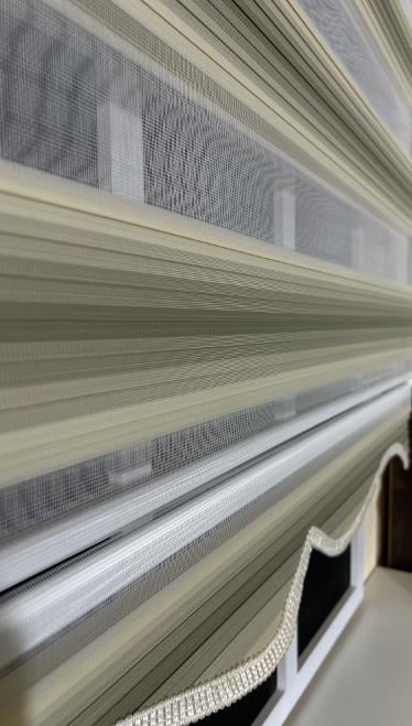 StorBuradaZebra Stor Plise Krem Renk Geçişli Etek Dilimli ST129