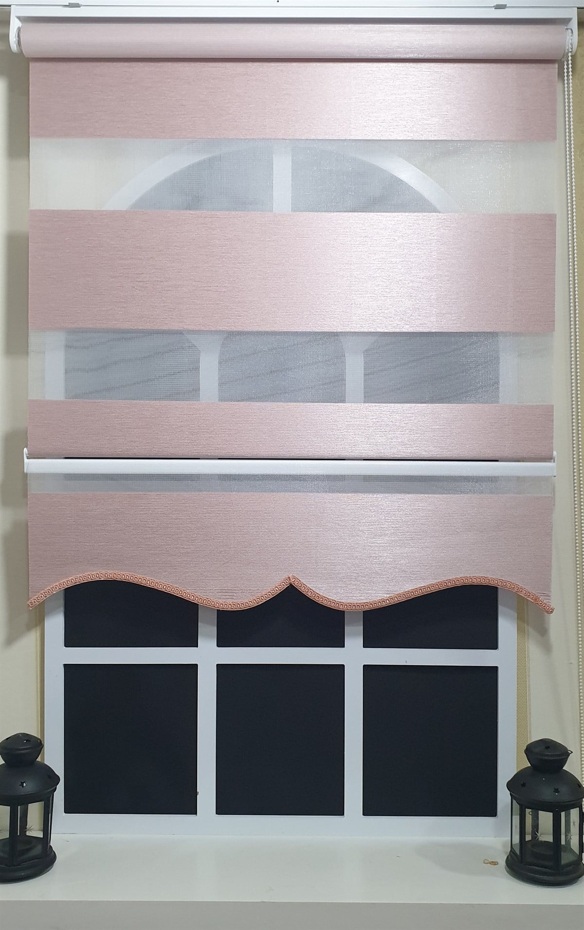 Zebra Stor Perde Pembe Geniş Bantlı Etek Dilimli ST 003