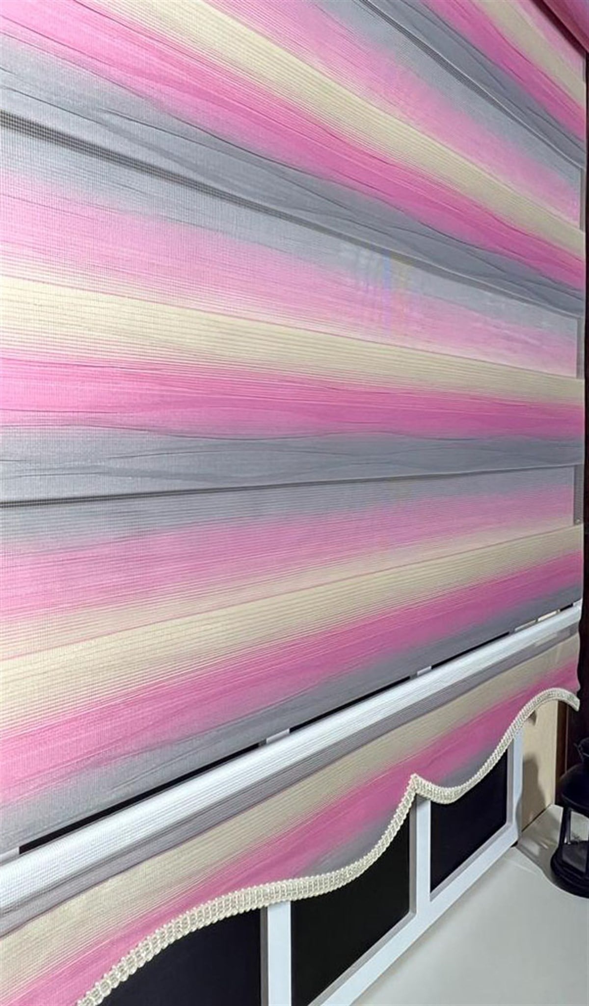 Zebra Stor Perde Pembe Gri Renk Geçişli Etek Dilimli ST 046
