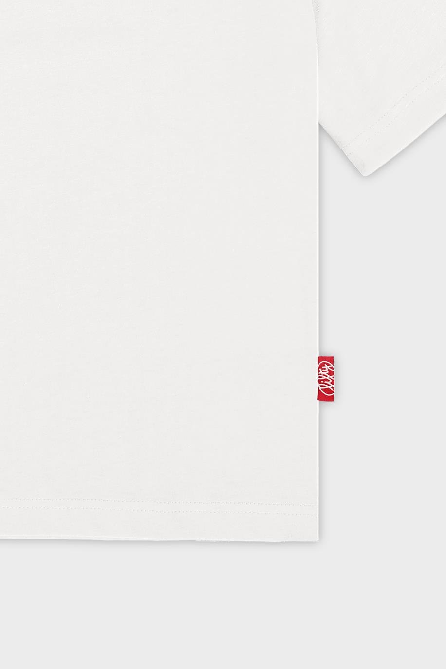 Erkek Beyaz Düşük Omuzlu Sırt Baskılı T-Shirt