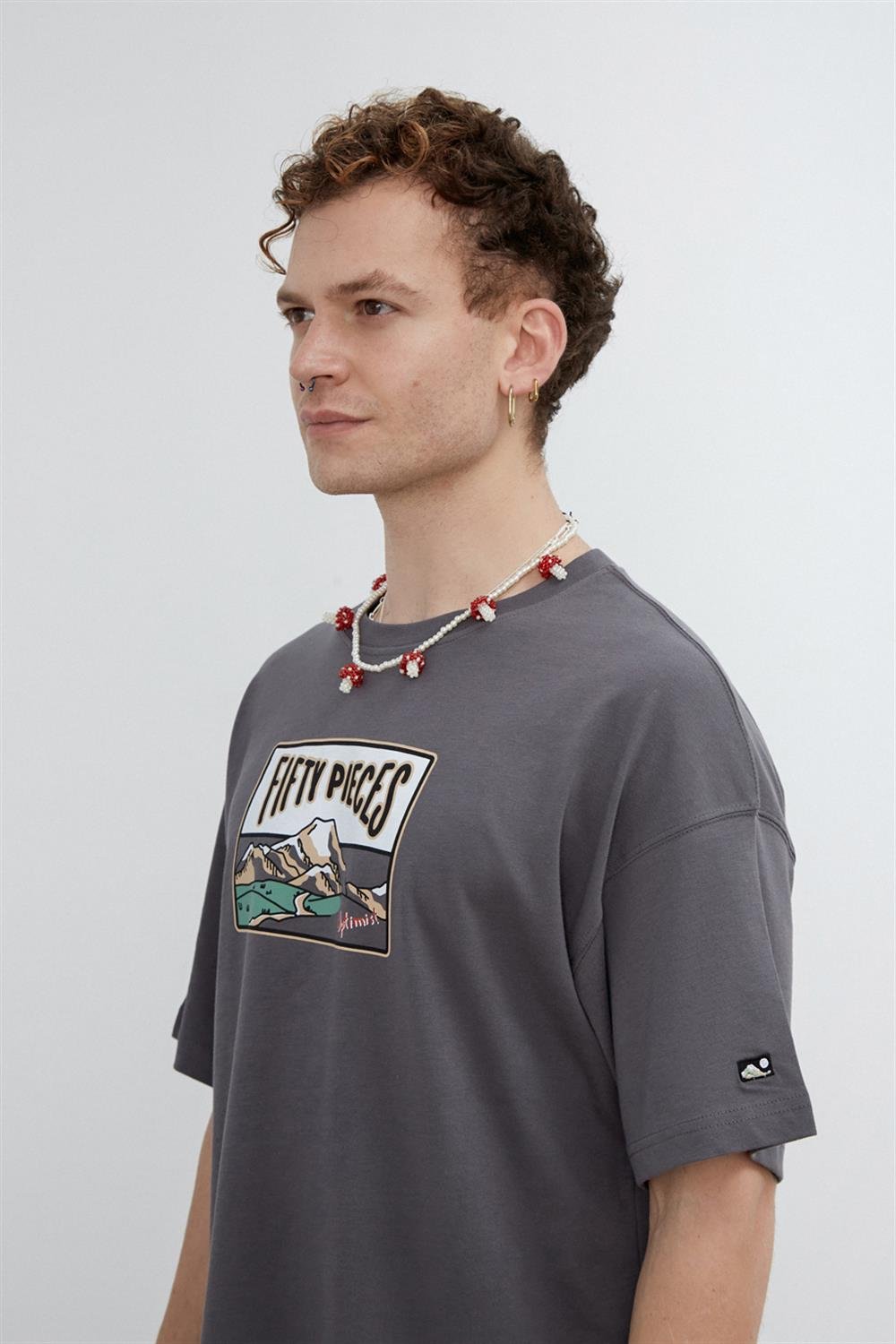 ERKEK DÜŞÜK OMUZLU T-SHIRT
