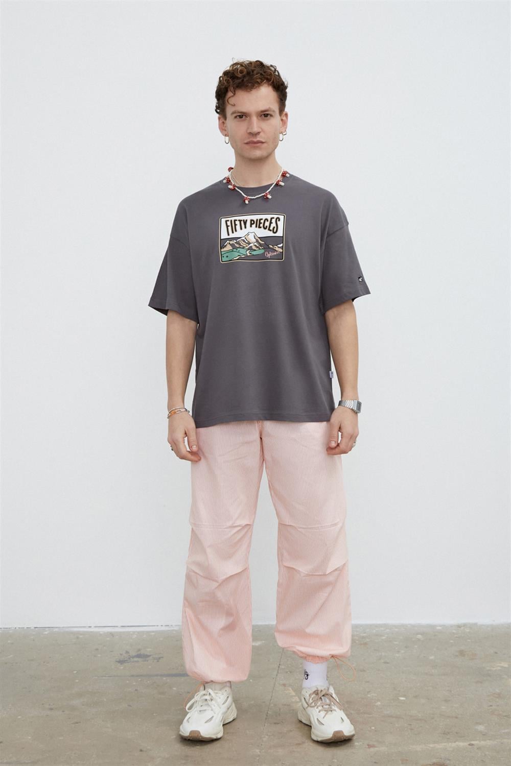 ERKEK DÜŞÜK OMUZLU T-SHIRT