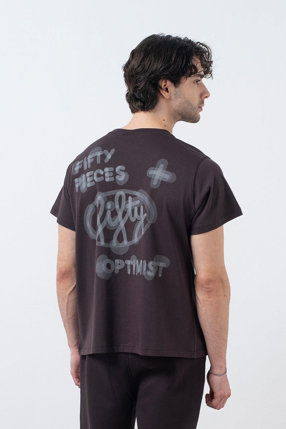 Erkek Kahverengi Regular Fit Sırt Baskılı T-Shirt