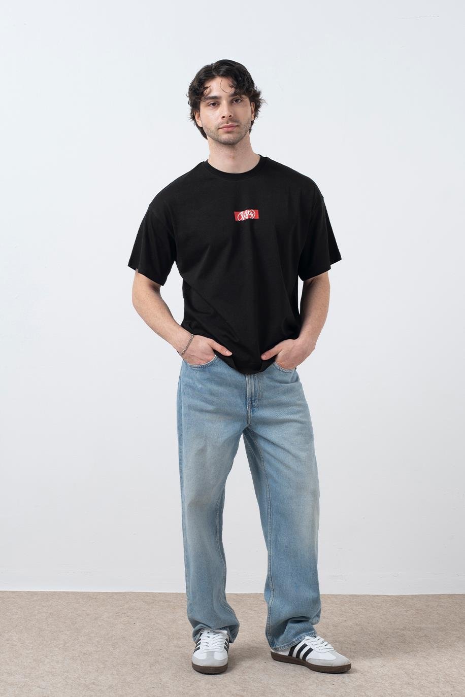 Erkek Siyah Düşük Omuzlu Sırt Baskılı T-Shirt