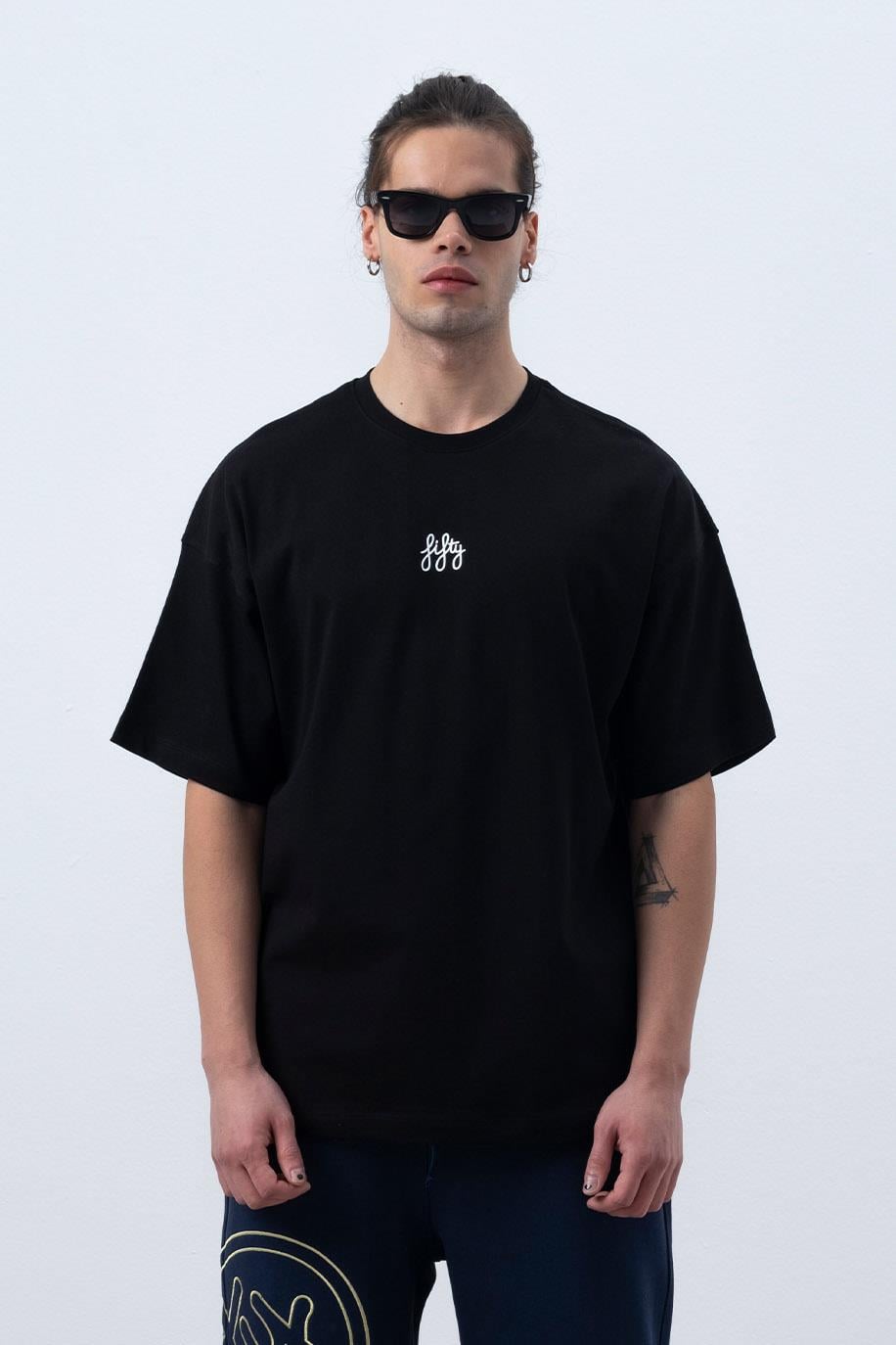 Men's Black Dropped Shoulder T-shirt