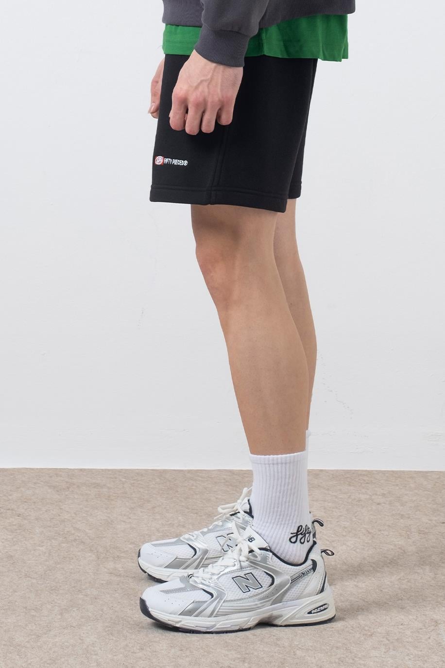 Erkek Siyah Loose Fit Jogger Şort