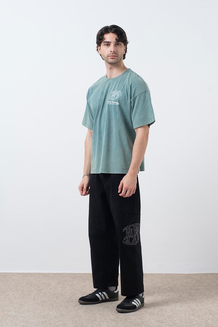 Erkek Yeşil Düşük Omuzlu Asit Yıkamalı T-Shirt