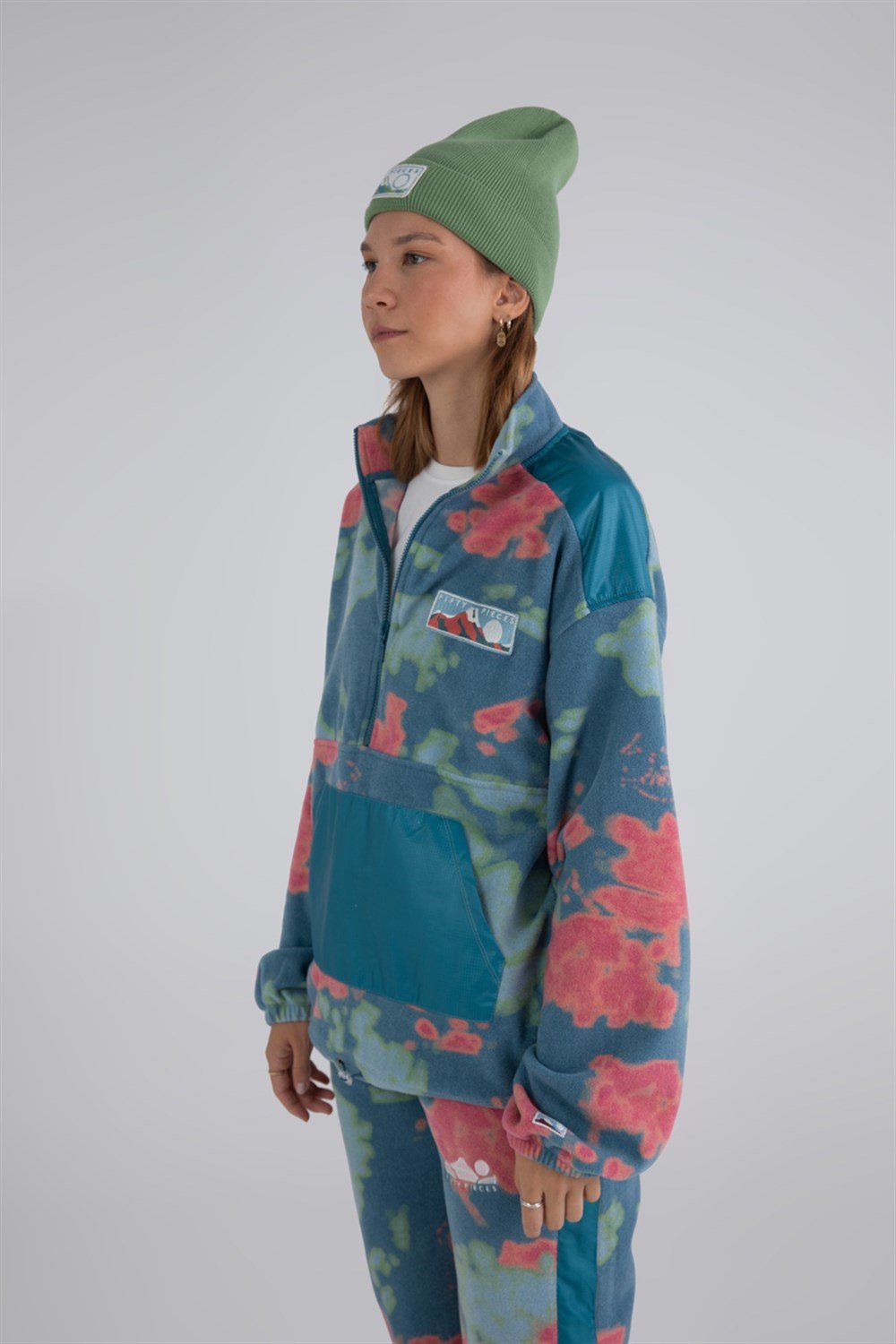 Kadın Fermuarlı Kanguru Cepli Polar Sweatshirt