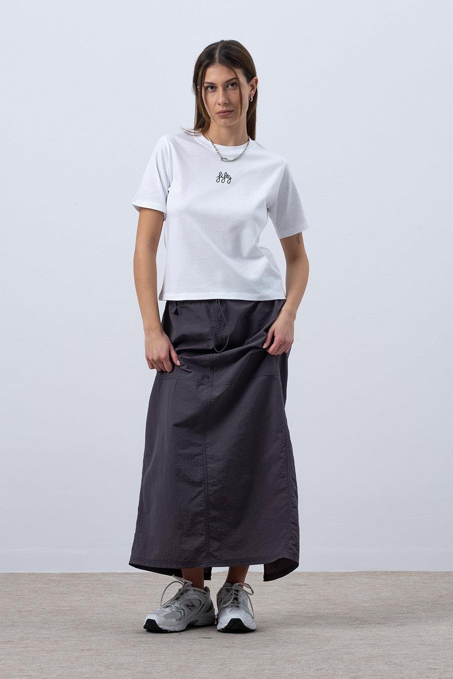 Kadın Beyaz Düşük Omuzlu Basic T-shirt