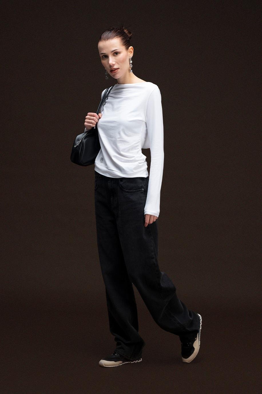 Kadın Beyaz Kapüşonlu Uzun Kollu Bluz